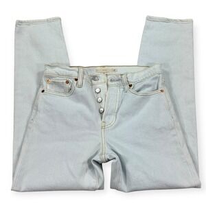 Levi's Premium Jeans Women's 25 Light Wash Button Fly Big E Wedgie Fit